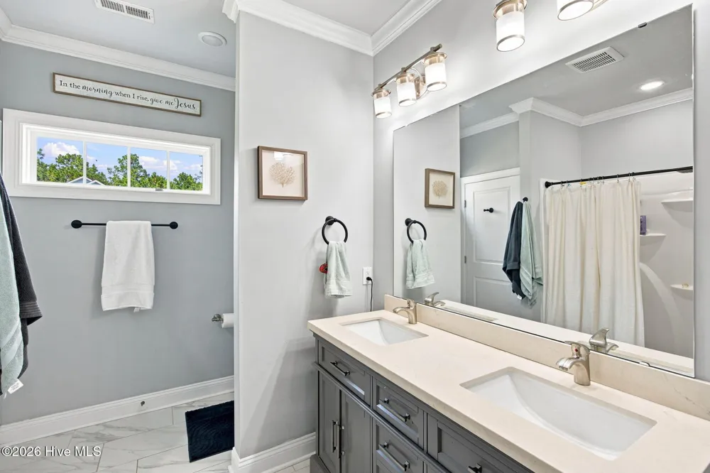 2000 Southport Lane Southport, NC 28461