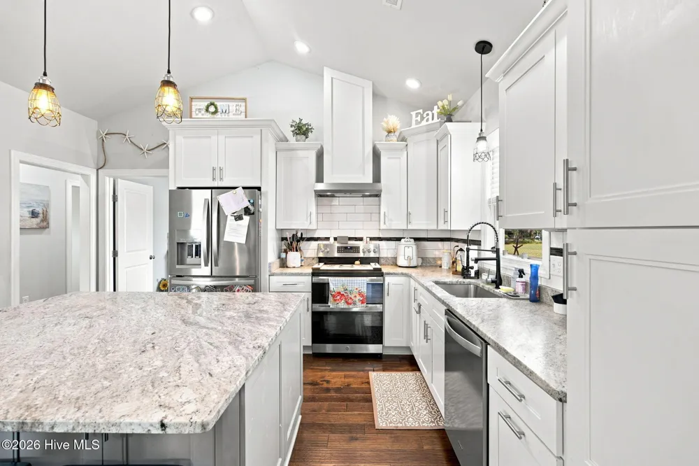 2000 Southport Lane Southport, NC 28461