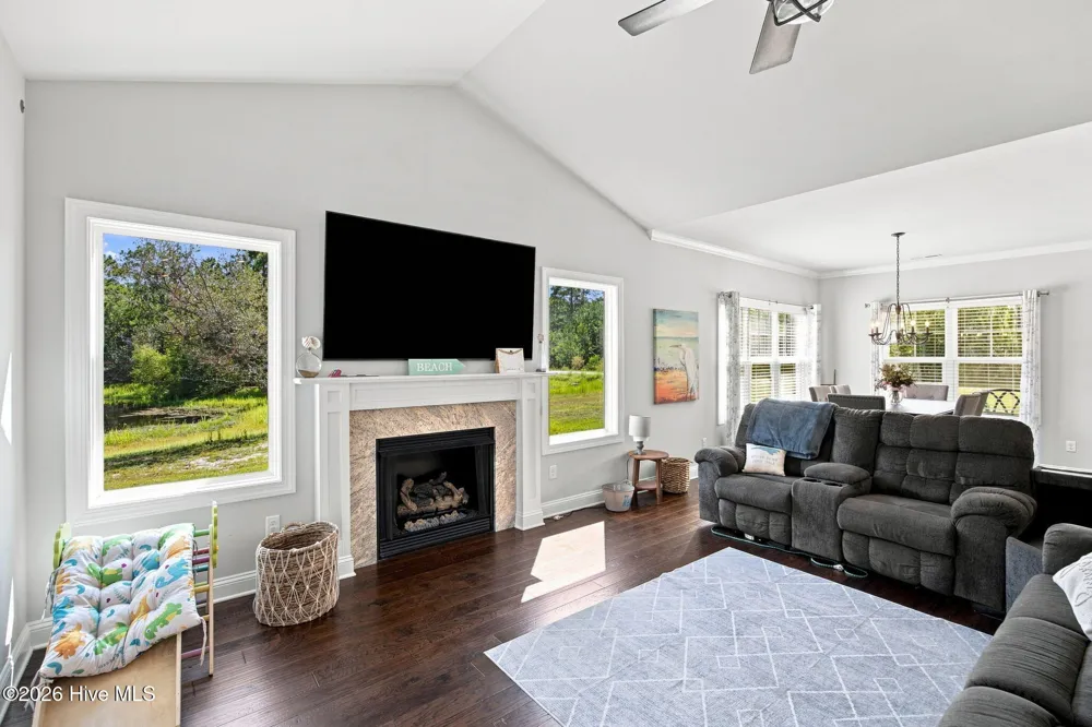 2000 Southport Lane Southport, NC 28461