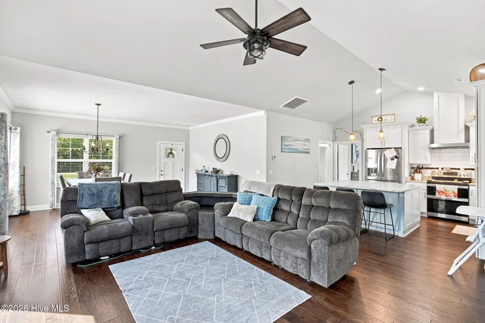 2000 Southport Lane Southport, NC 28461