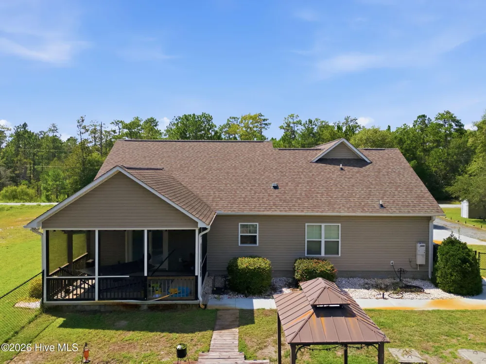 2000 Southport Lane Southport, NC 28461
