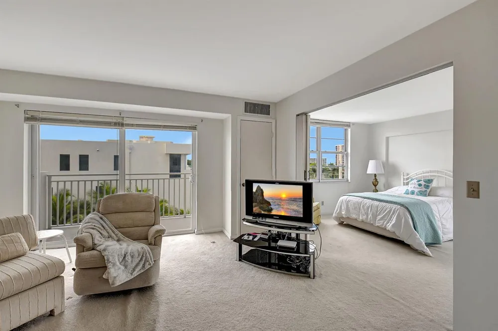 4511 S Ocean Boulevard #401 Highland Beach, FL 33487