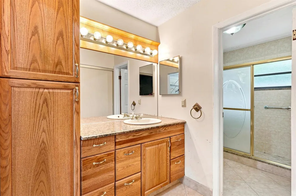 5088 Chelan Way Lake Worth, FL 33467