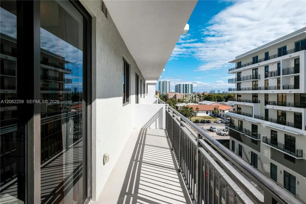 2001 Van Buren St #924 Hollywood, FL 33020