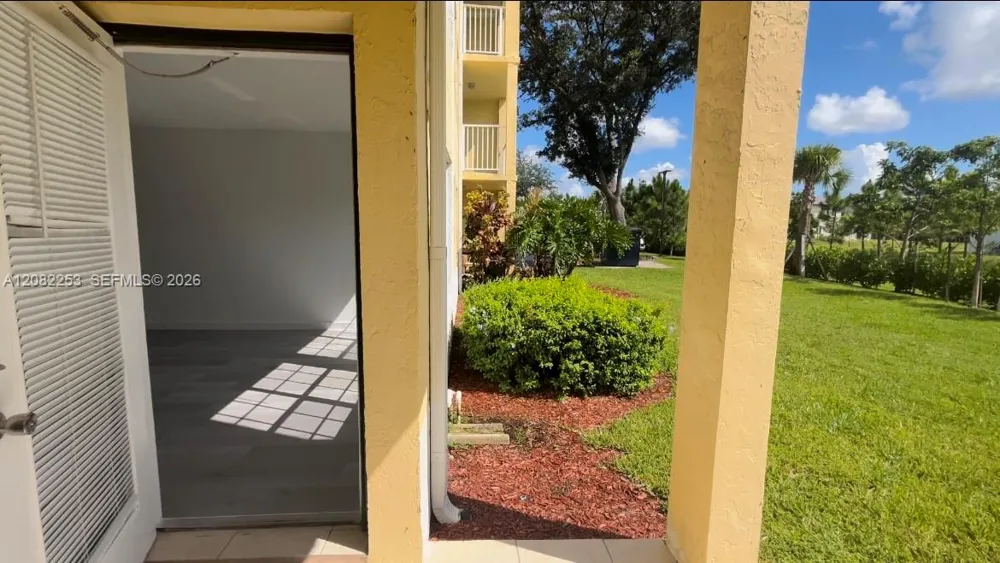 6324 La Costa Dr #B Boca Raton, FL 33433