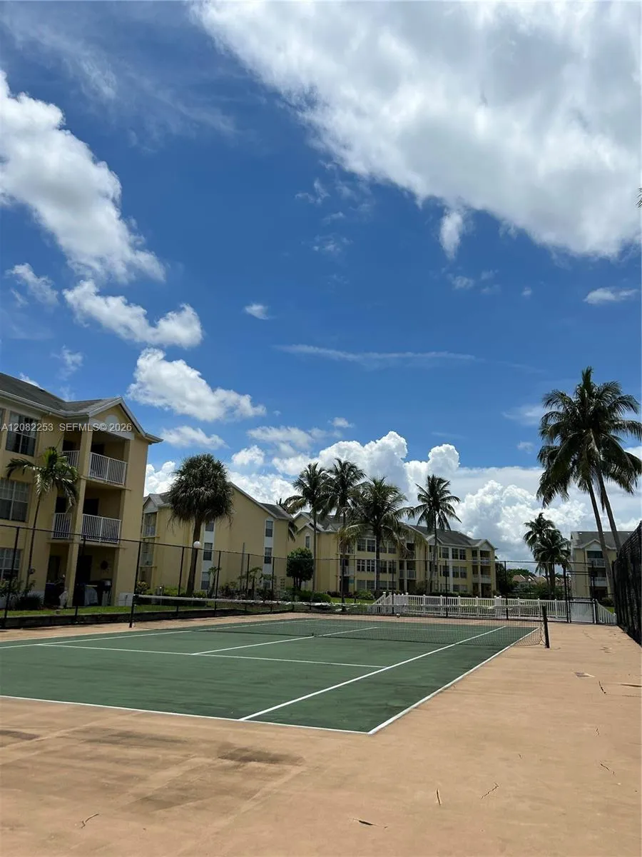 6324 La Costa Dr #B Boca Raton, FL 33433
