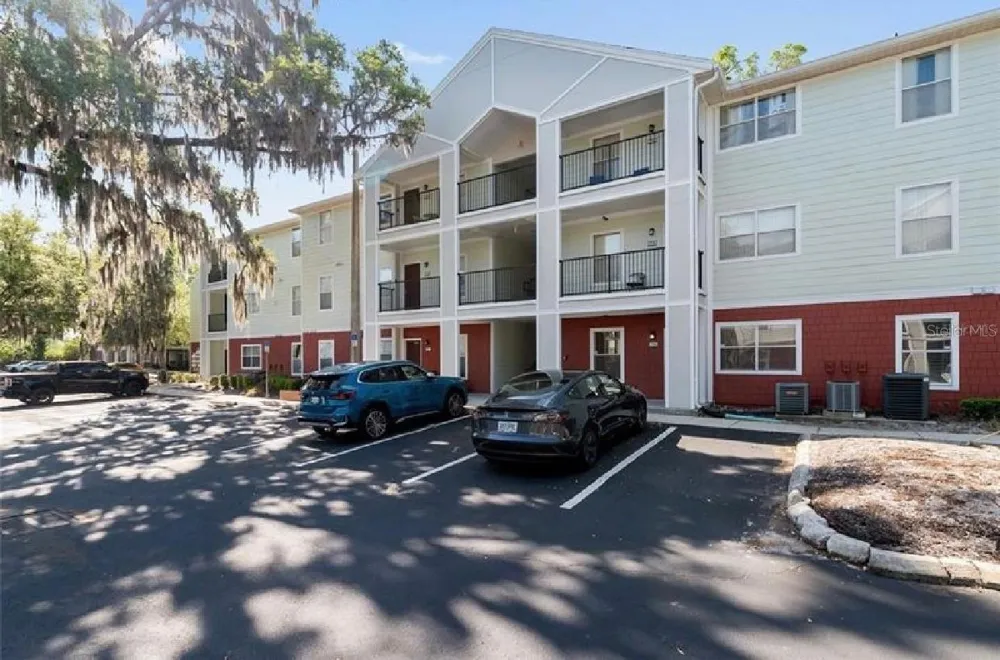 2360 SW ARCHER ROAD #915 Gainesville, FL 32608