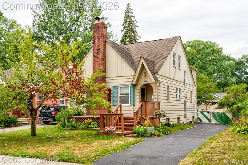 835 Edgewood Drive Royal Oak City, MI 48067