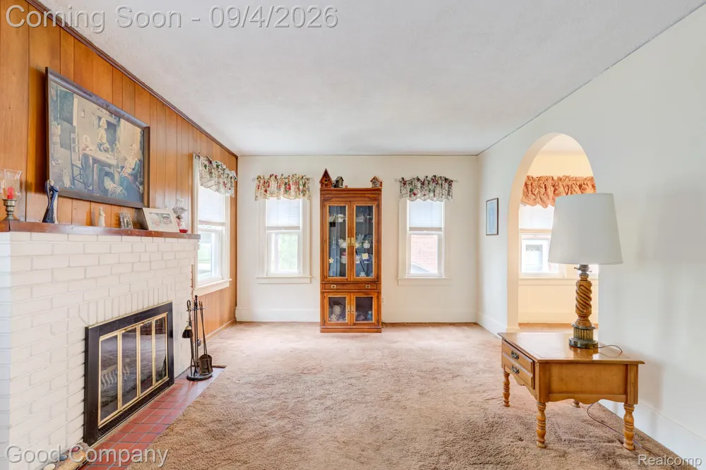 835 Edgewood Drive Royal Oak City, MI 48067