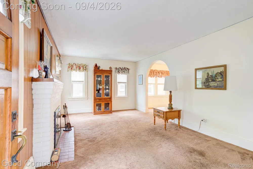 835 Edgewood Drive Royal Oak City, MI 48067