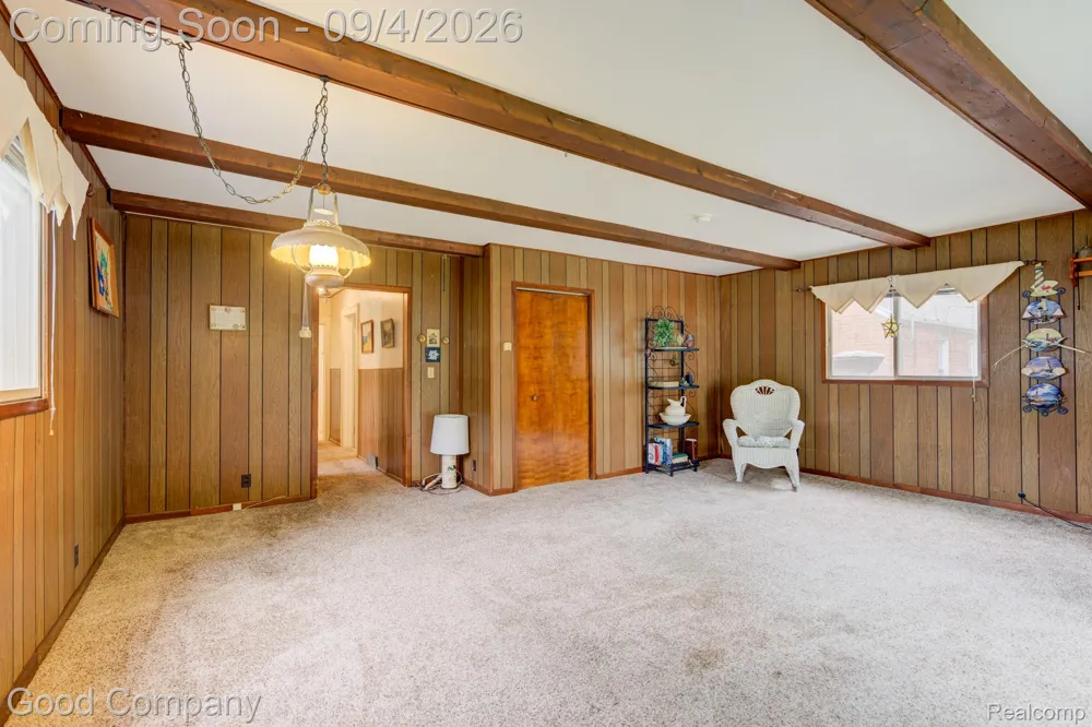 835 Edgewood Drive Royal Oak City, MI 48067