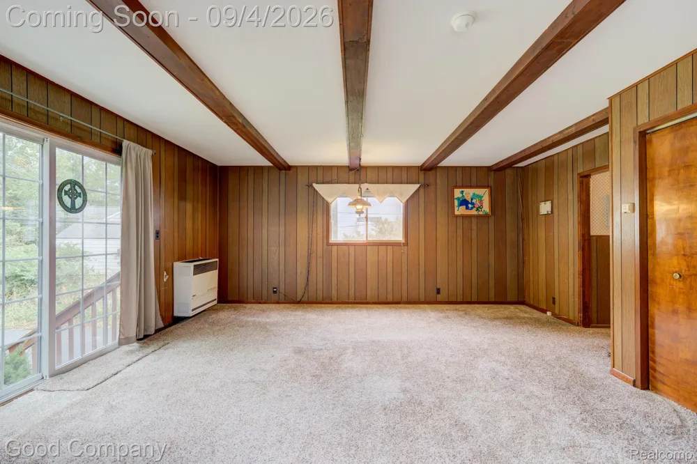 835 Edgewood Drive Royal Oak City, MI 48067