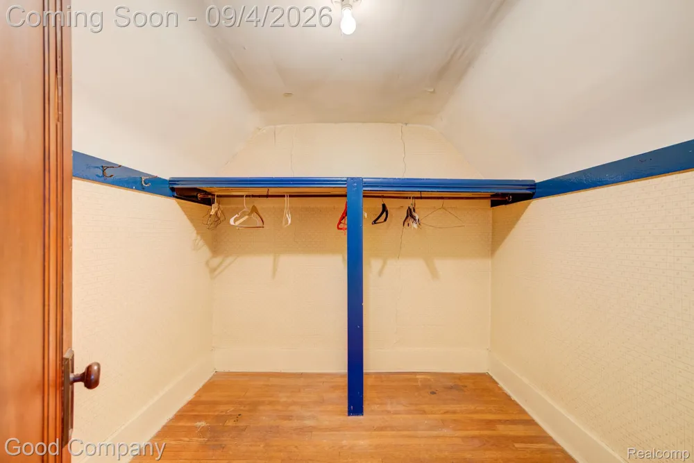 835 Edgewood Drive Royal Oak City, MI 48067