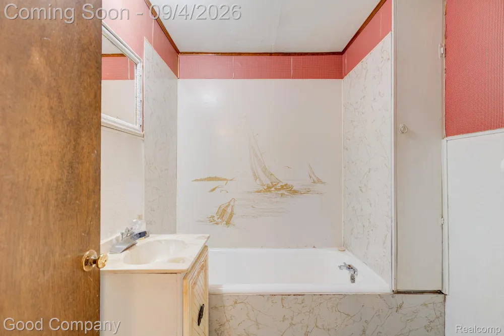 835 Edgewood Drive Royal Oak City, MI 48067