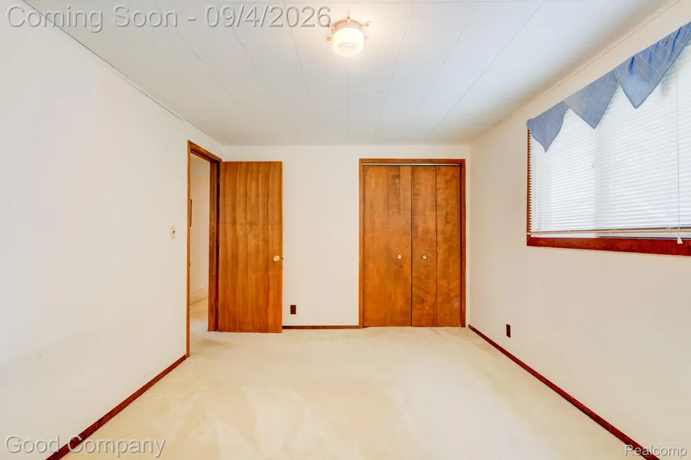 835 Edgewood Drive Royal Oak City, MI 48067