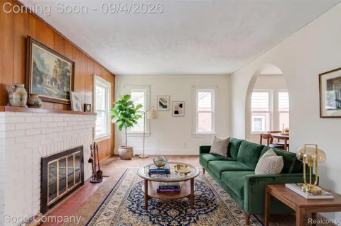 835 Edgewood Drive