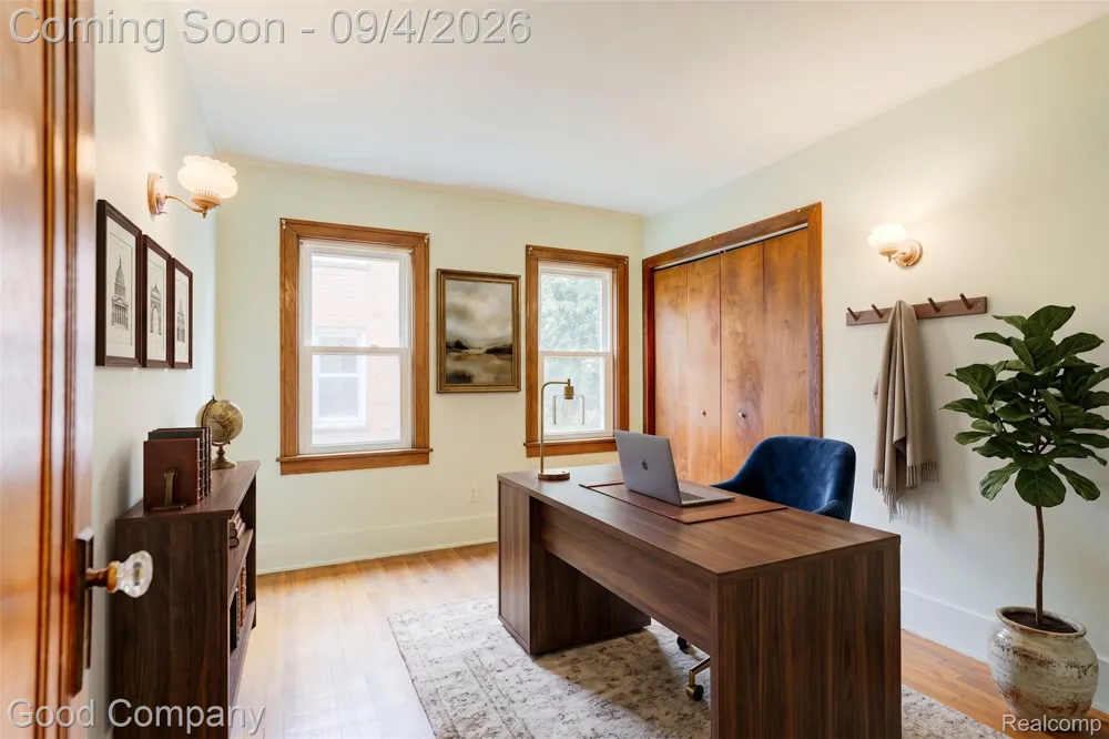 835 Edgewood Drive Royal Oak City, MI 48067