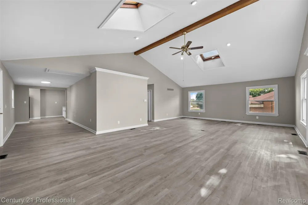 3621 Livernois Road Troy City, MI 48083