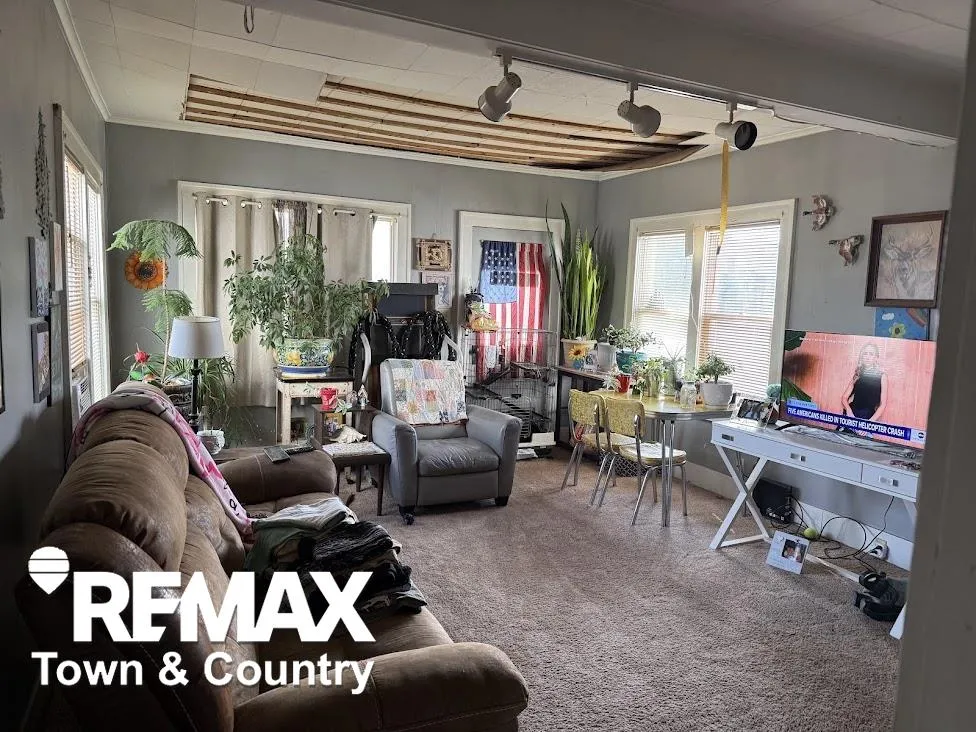 8315 Saginaw Street Mt Morris City, MI 48458
