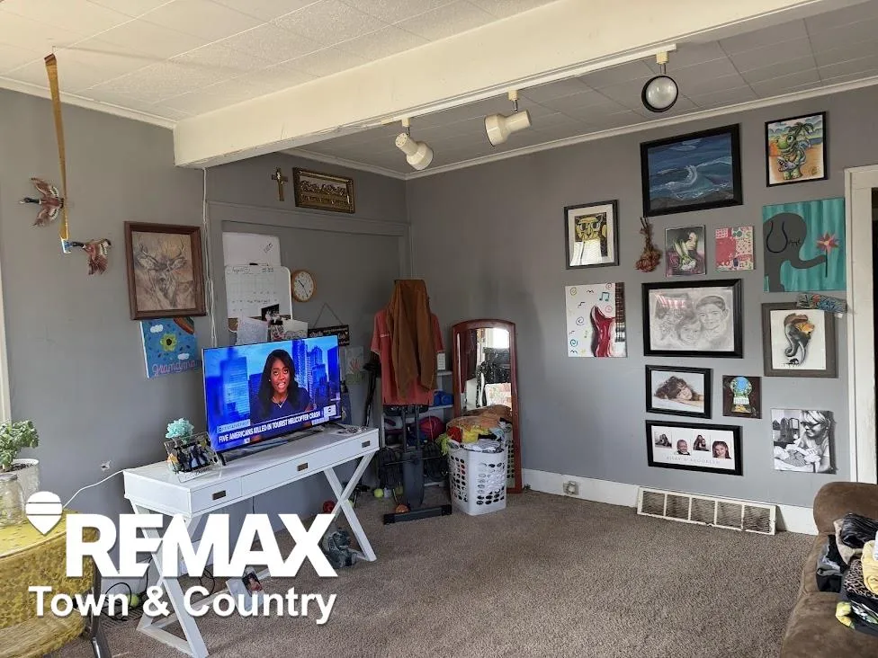 8315 Saginaw Street Mt Morris City, MI 48458
