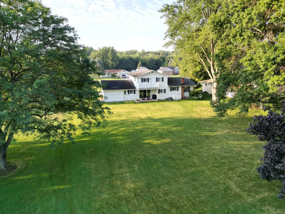 5330 W Farrand Road Vienna Charter Township, MI 48420