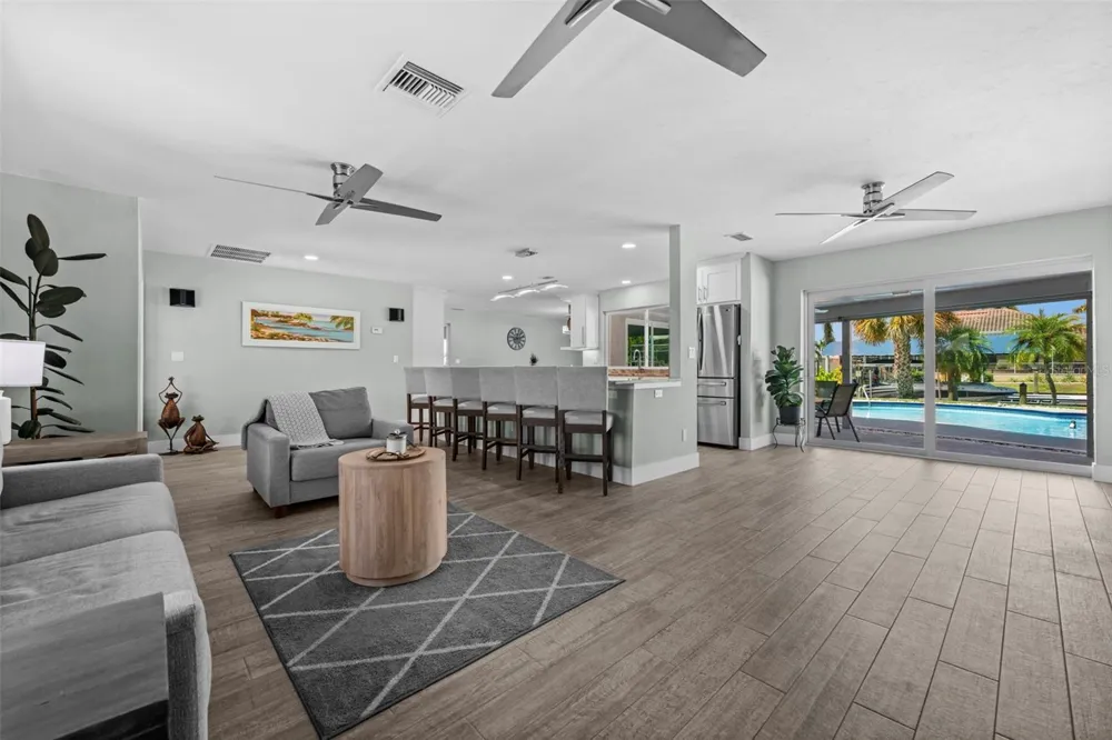 4914 SORRENTO COURT Cape Coral, FL 33904