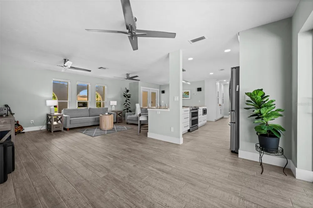 4914 SORRENTO COURT Cape Coral, FL 33904
