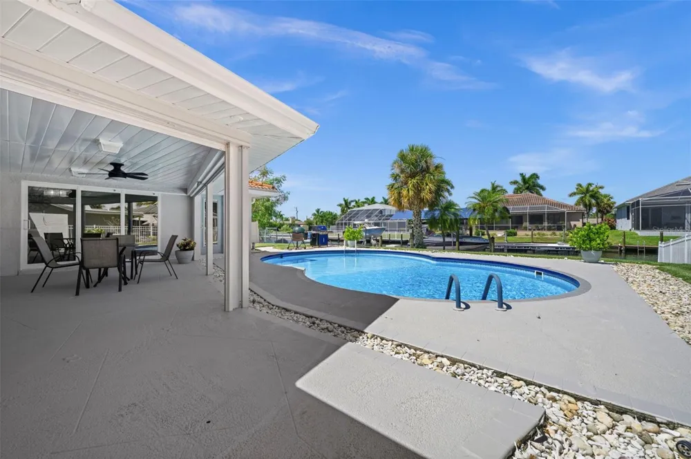 4914 SORRENTO COURT Cape Coral, FL 33904