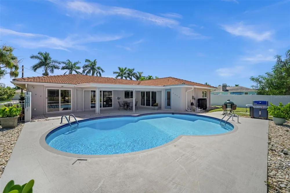 4914 SORRENTO COURT Cape Coral, FL 33904