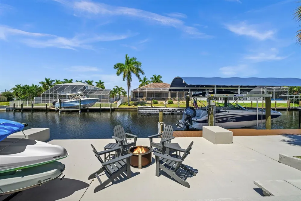 4914 SORRENTO COURT Cape Coral, FL 33904