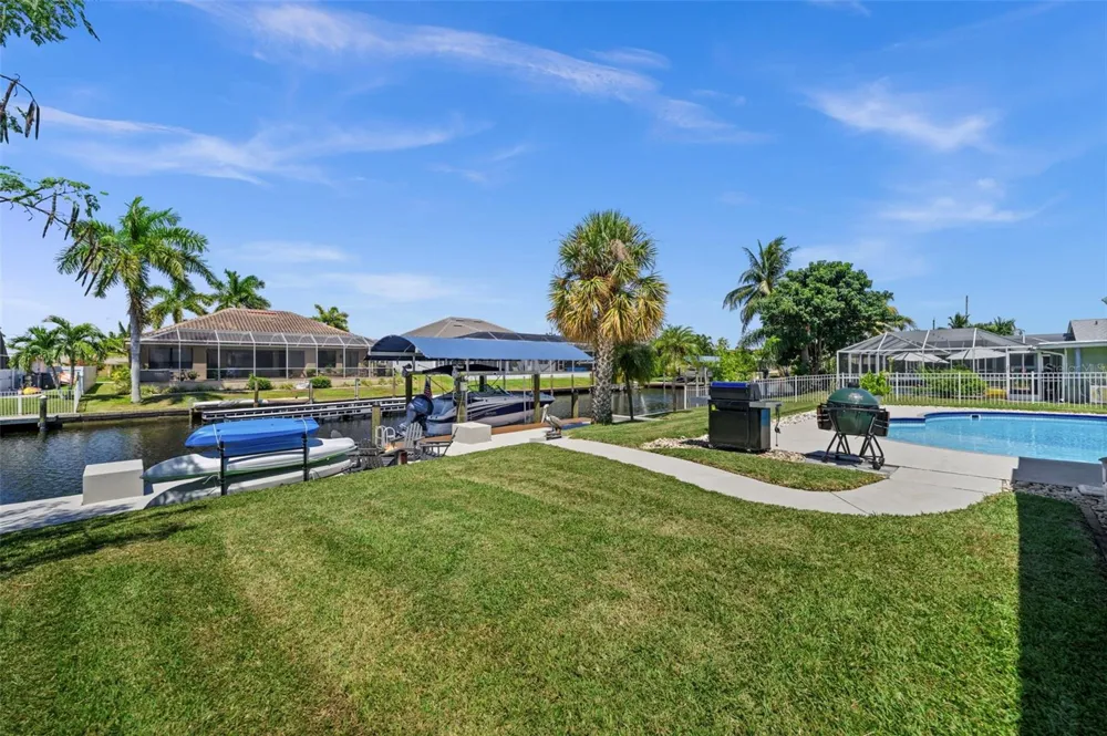 4914 SORRENTO COURT Cape Coral, FL 33904