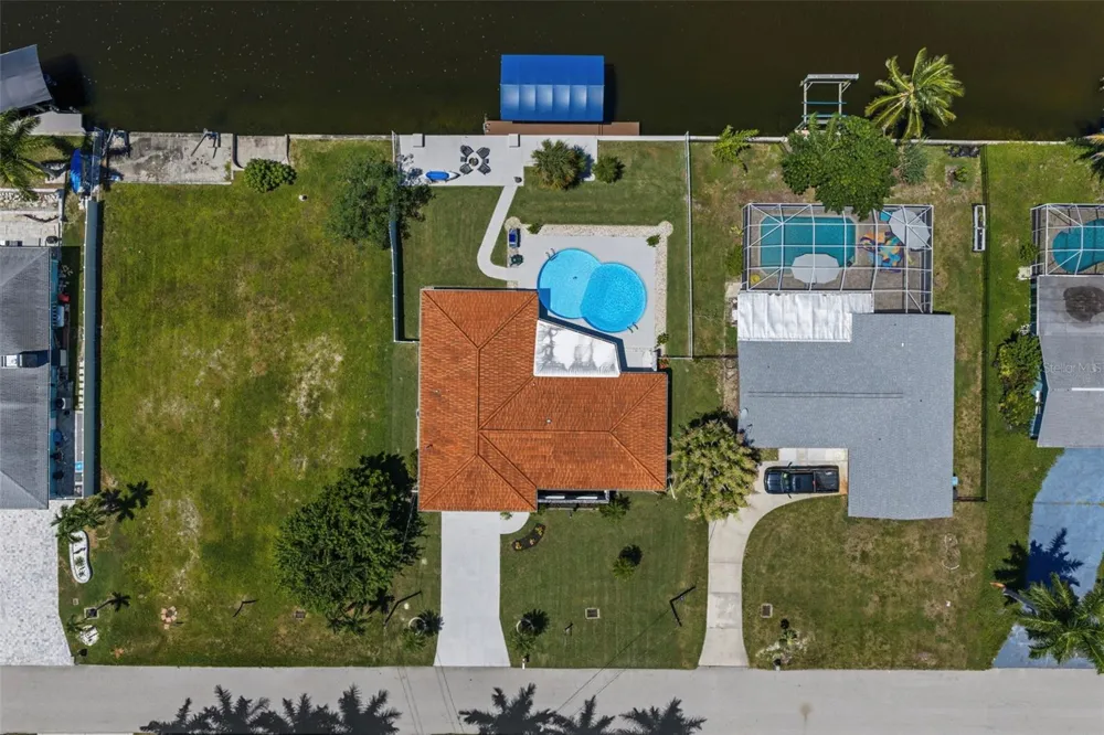 4914 SORRENTO COURT Cape Coral, FL 33904
