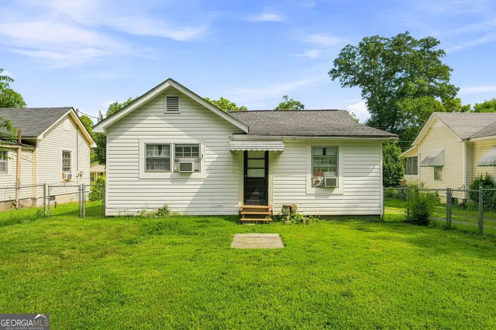 129 Cobb ST Cedartown, GA 30125