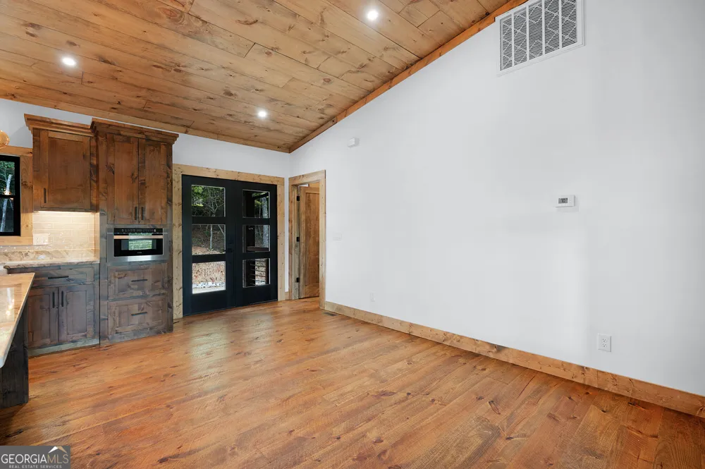 299 Greenfield RD Morganton, GA 30560
