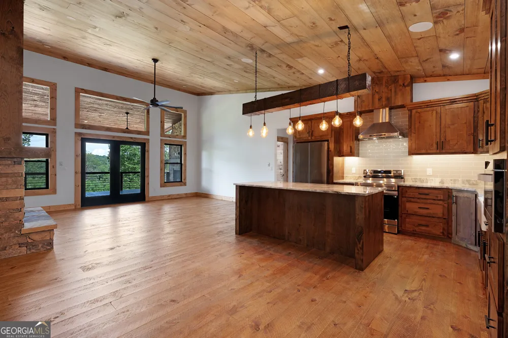 299 Greenfield RD Morganton, GA 30560