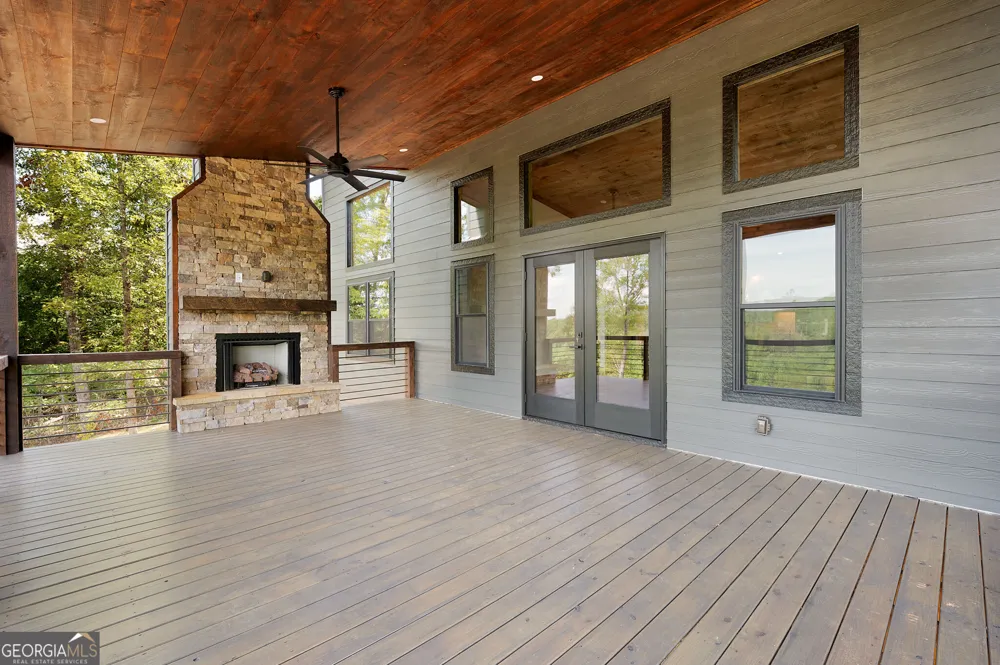 299 Greenfield RD Morganton, GA 30560