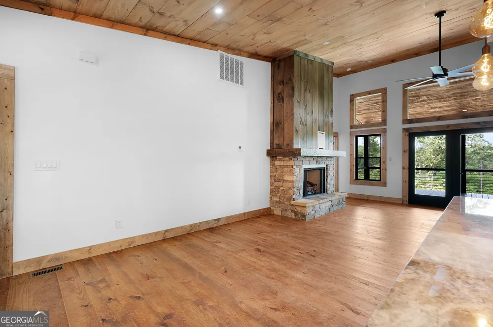 299 Greenfield RD Morganton, GA 30560