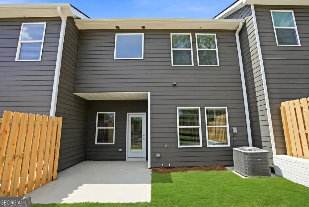 3223 Winding Waters WAY Powder Springs, GA 30127