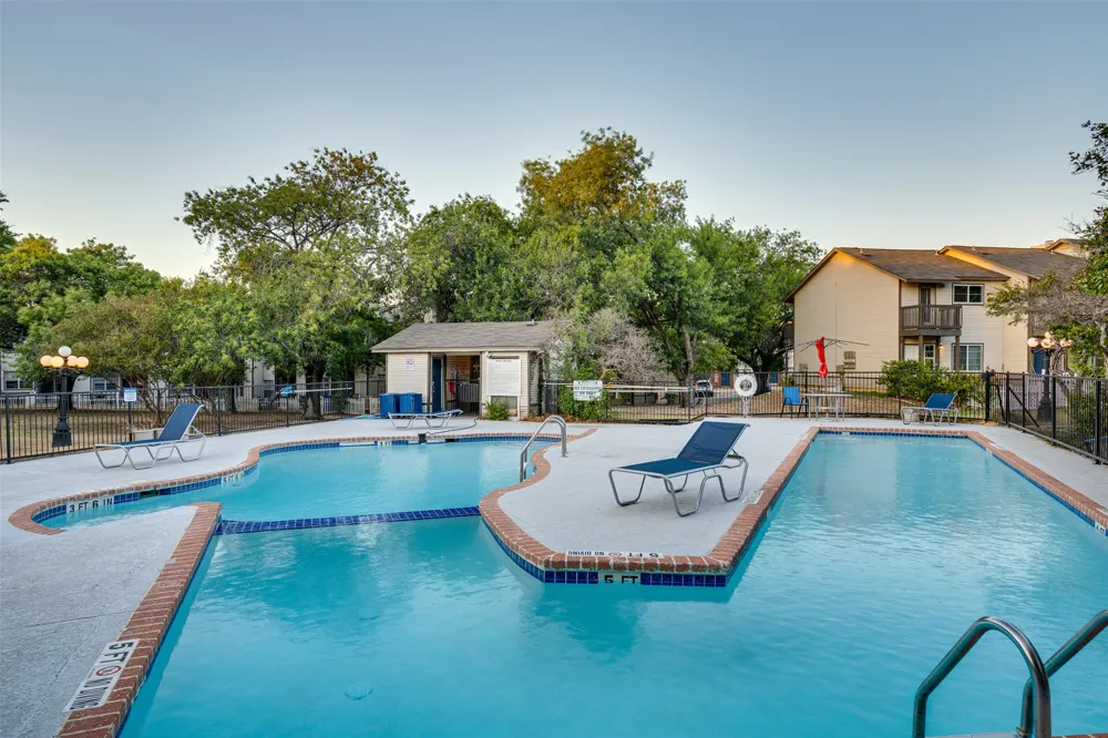 1830 River Crossing Circle #B Austin, TX 78741