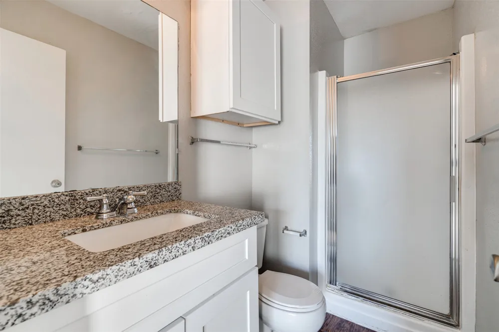 1830 River Crossing Circle #B Austin, TX 78741