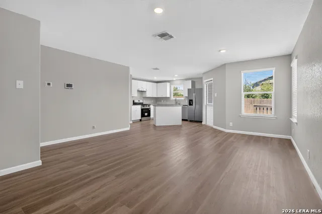 15335 Shortwing San Antonio, TX 78253