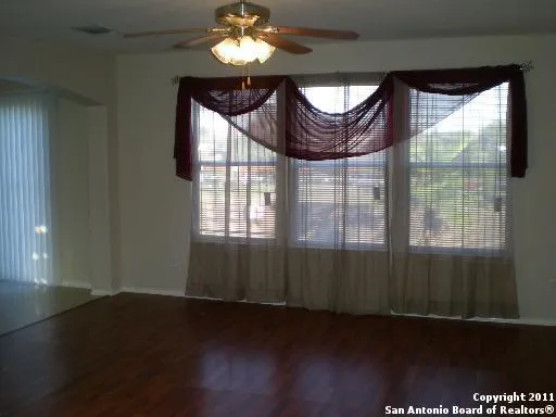 9407 HACIENDA ACRES San Antonio, TX 78245