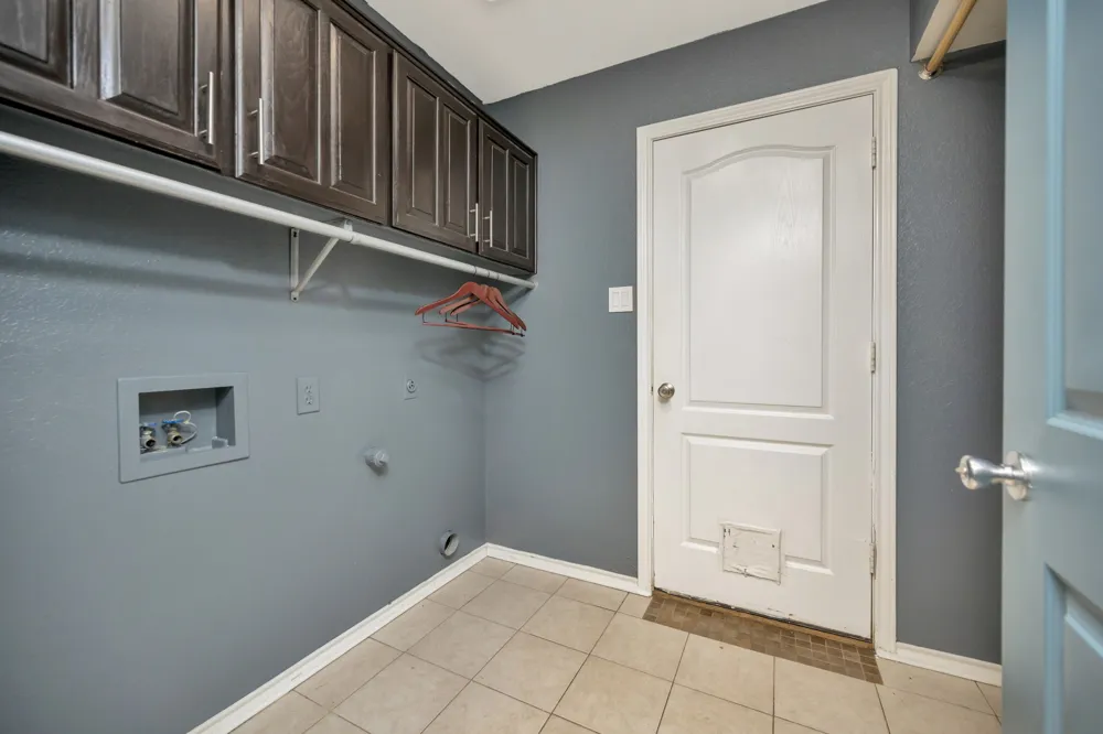 4220 Maryanne Place Haltom City, TX 76137