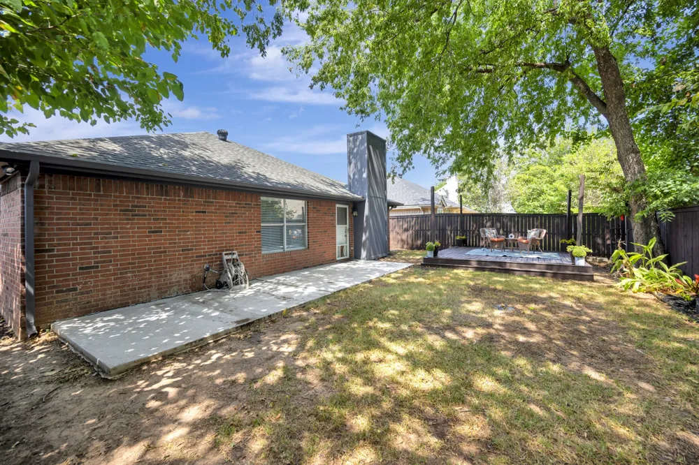 4220 Maryanne Place Haltom City, TX 76137