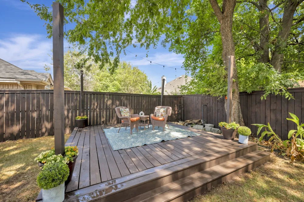 4220 Maryanne Place Haltom City, TX 76137