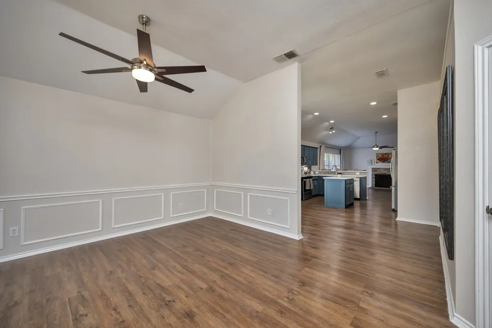 4220 Maryanne Place Haltom City, TX 76137