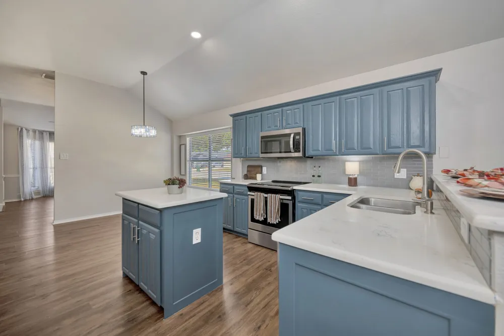 4220 Maryanne Place Haltom City, TX 76137