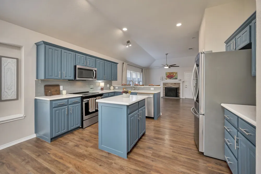 4220 Maryanne Place Haltom City, TX 76137