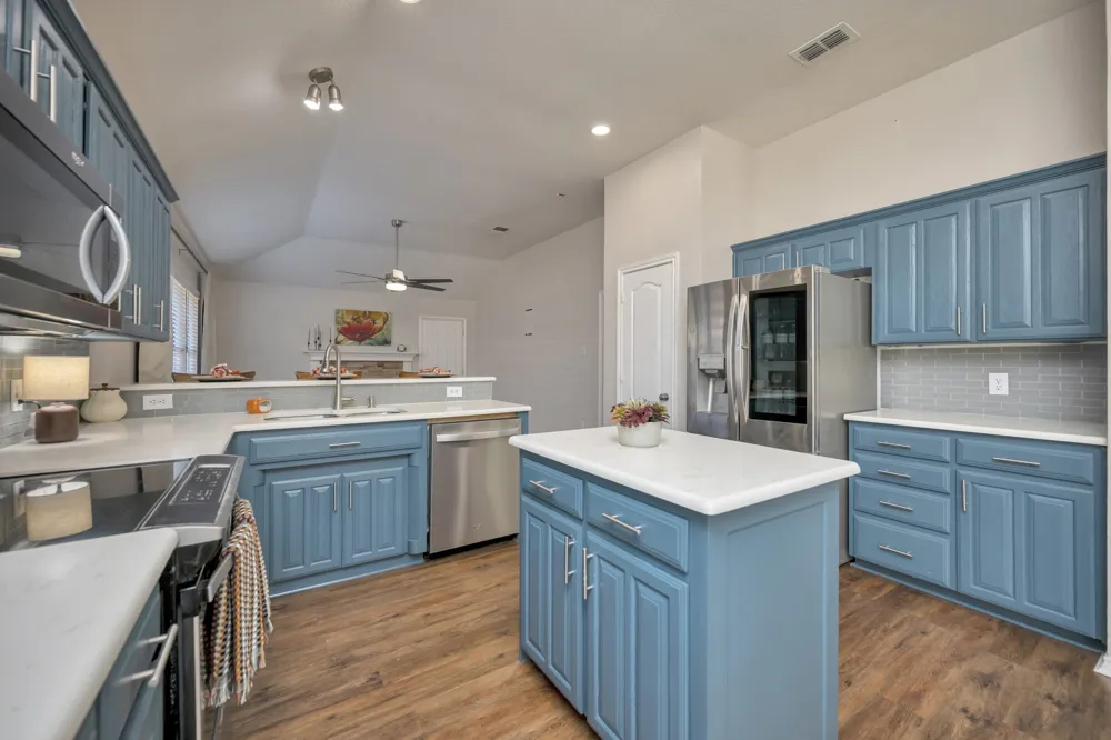 4220 Maryanne Place Haltom City, TX 76137