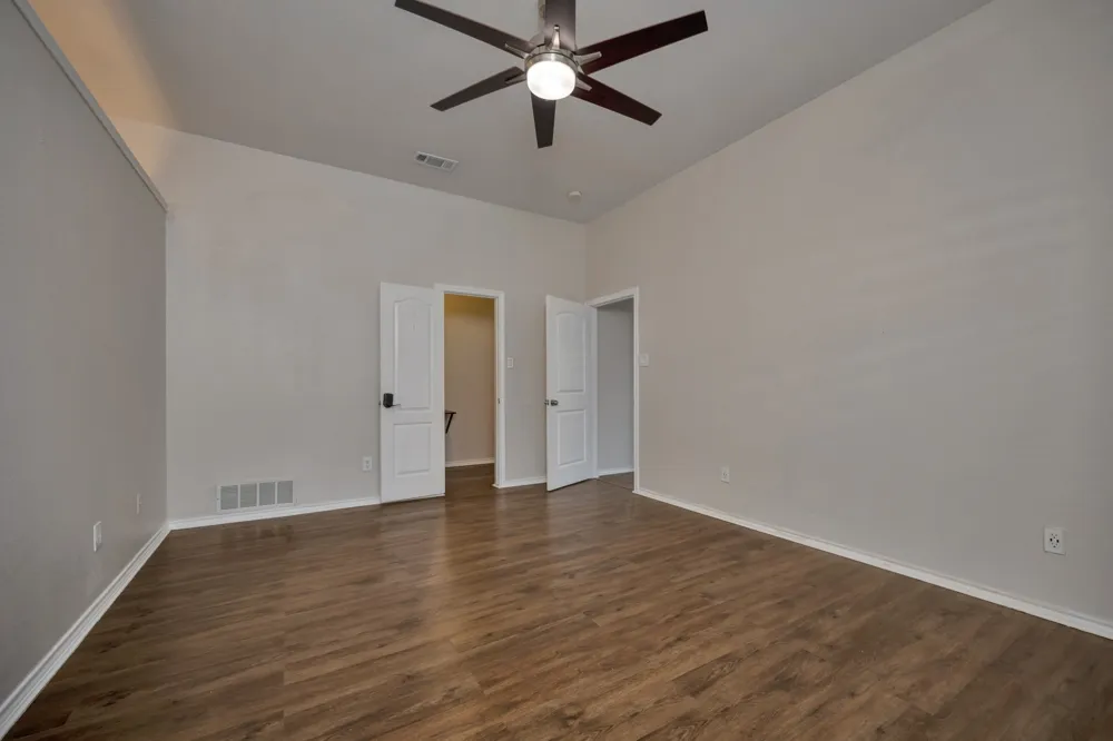 4220 Maryanne Place Haltom City, TX 76137